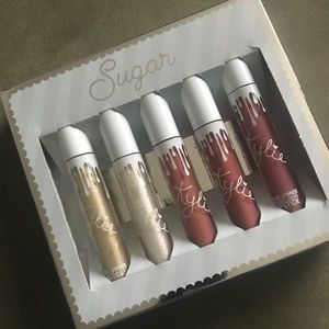 👄 Kylie Holiday 2017 Sugar Liquid Lip Collection